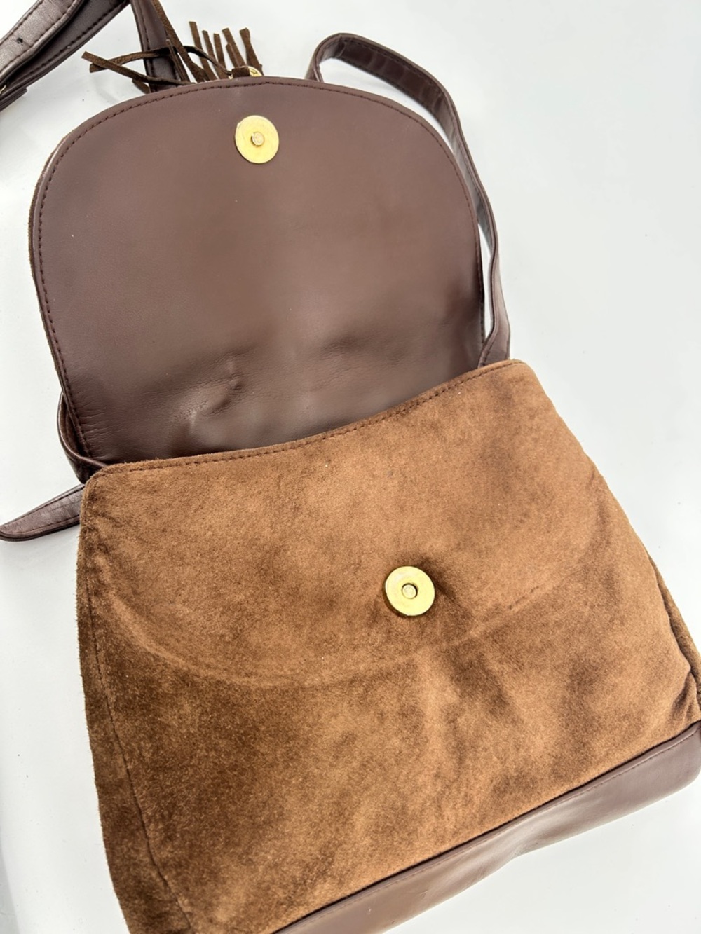 Western Brown Suede Crossbody Bag with Tassel  Festival Concert Travel - Picture 7 of 8